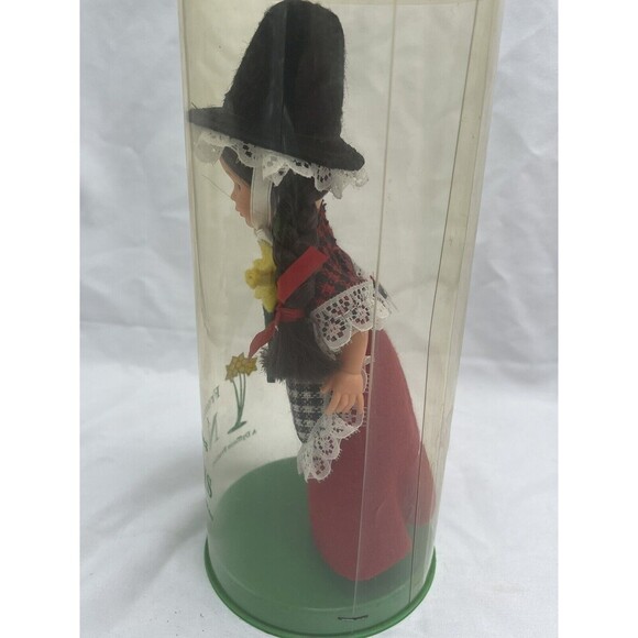 Vintage Welsh Doll Souvenir in traditional costume 8” From Wales Nerys RARE - Picture 7 of 12
